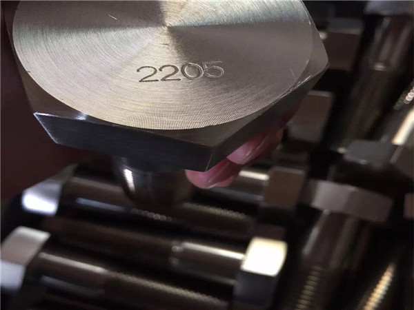 es 1.4462 f51 uns s31803 saf 2205 tornillo