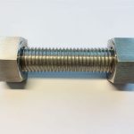 espárragos c / w 2 tornillos hexagonales pesados