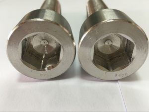fabricantes de sujetadores DIN 6912 perno de cabeza hexagonal de titanio